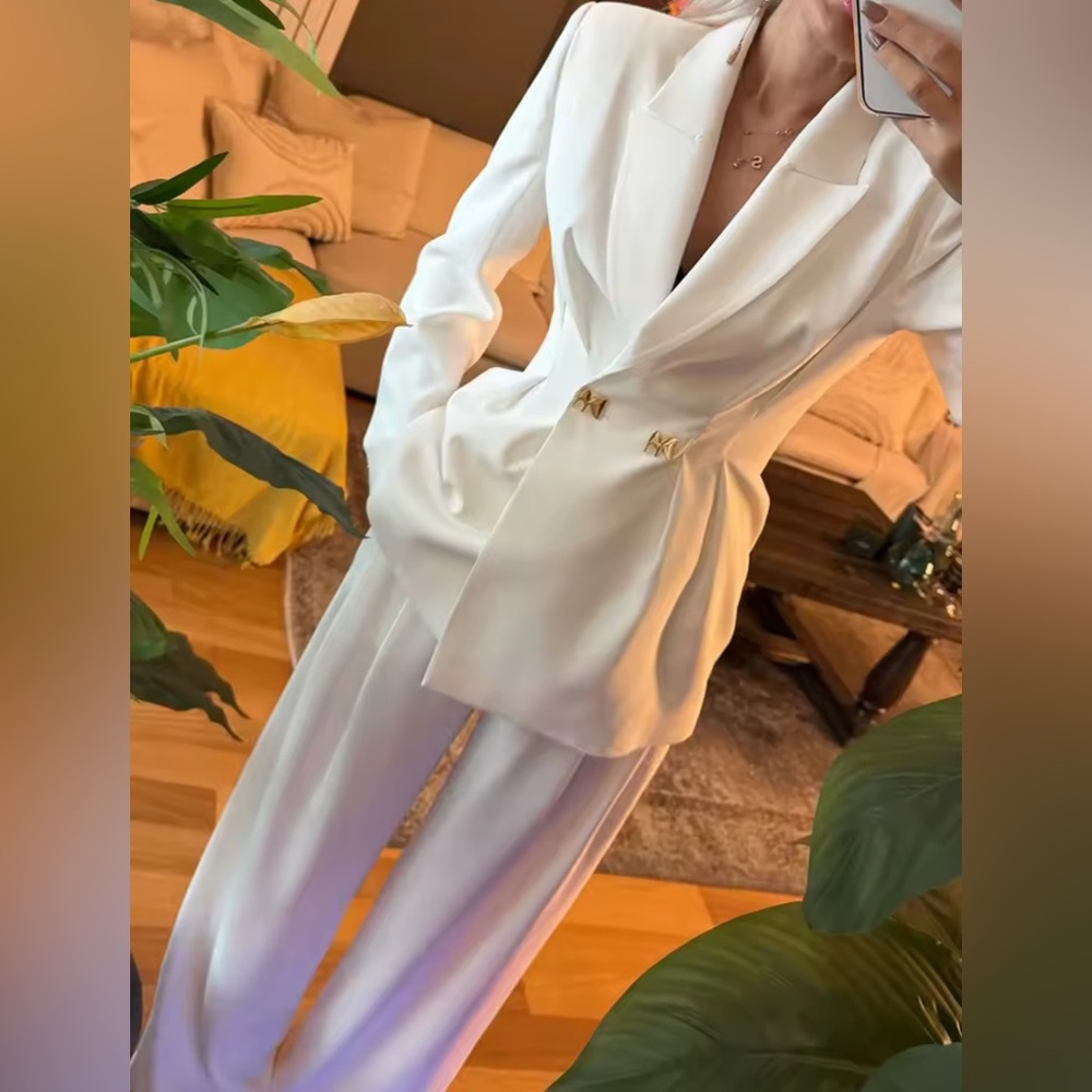 NEW $395 Arbella Chic White Women's Pant Suit Set